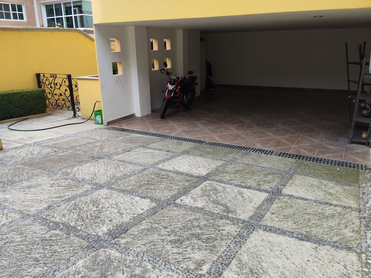 6 de 43: Garage