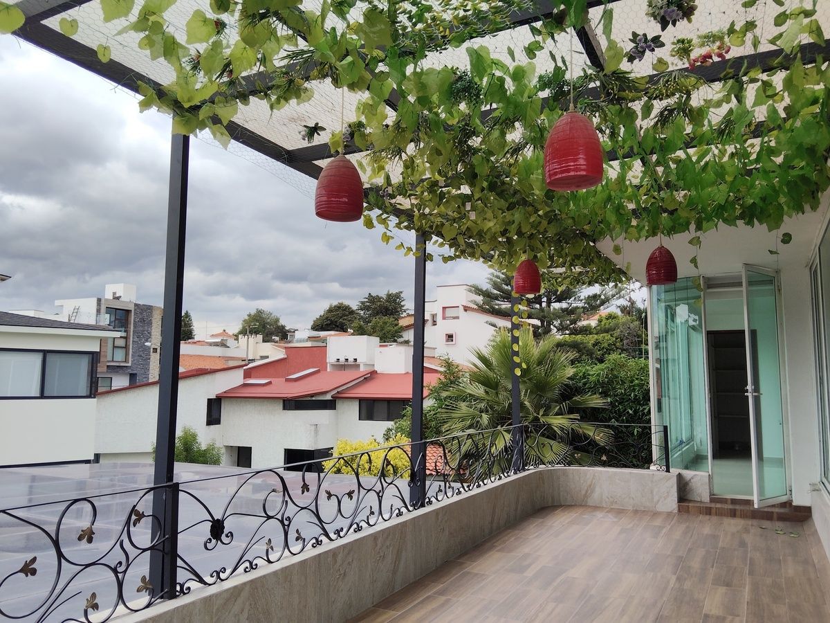 17 de 43: Terraza