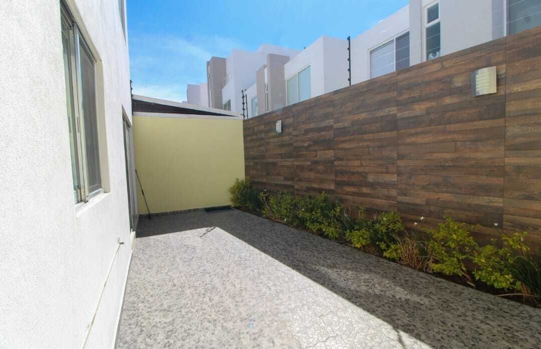 Renta casa en Cañadas del Areoyo, Corregidora