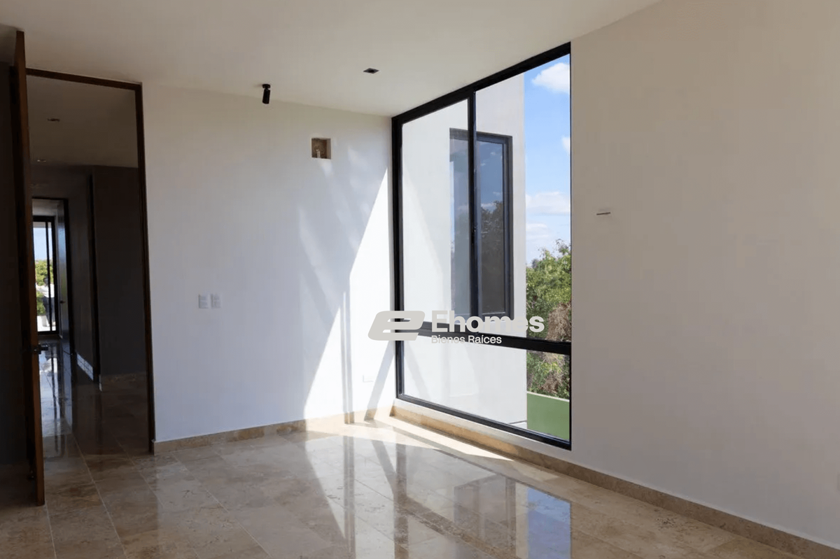 9 de 24: CASA ILUMINADA Y VENTILADA