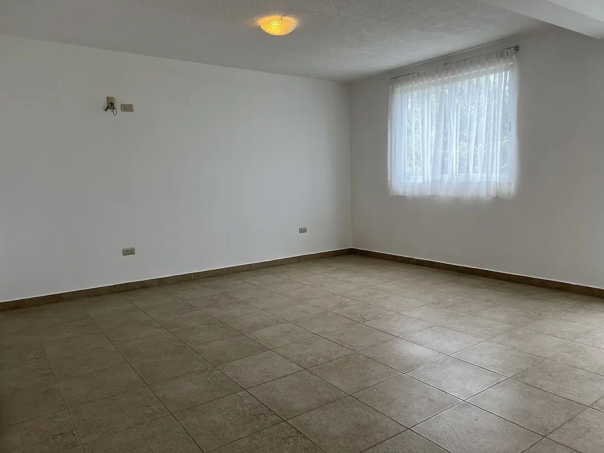 House in Gated Community in San Salvador Tizatlalli, Metepec, photo 13 of 17