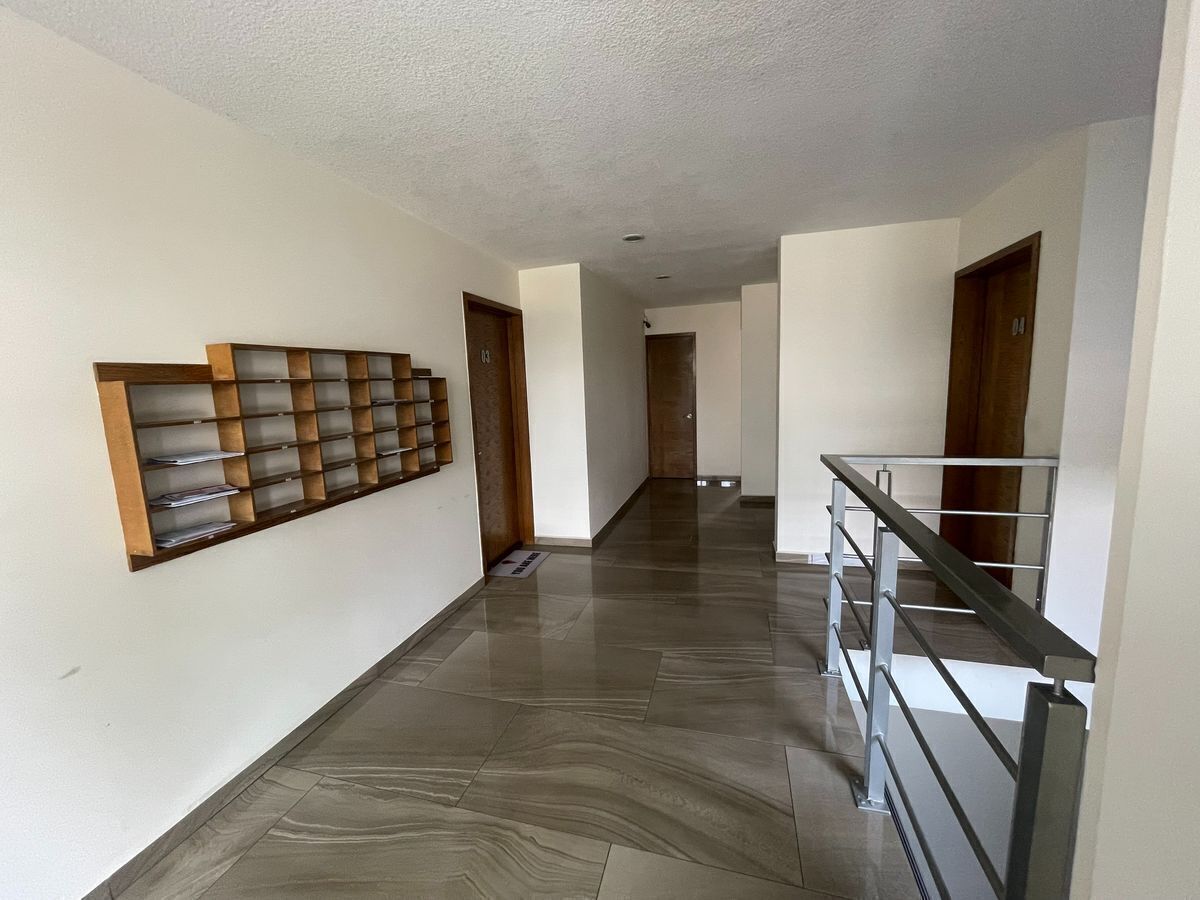 4 de 16: Lobby - Buzon