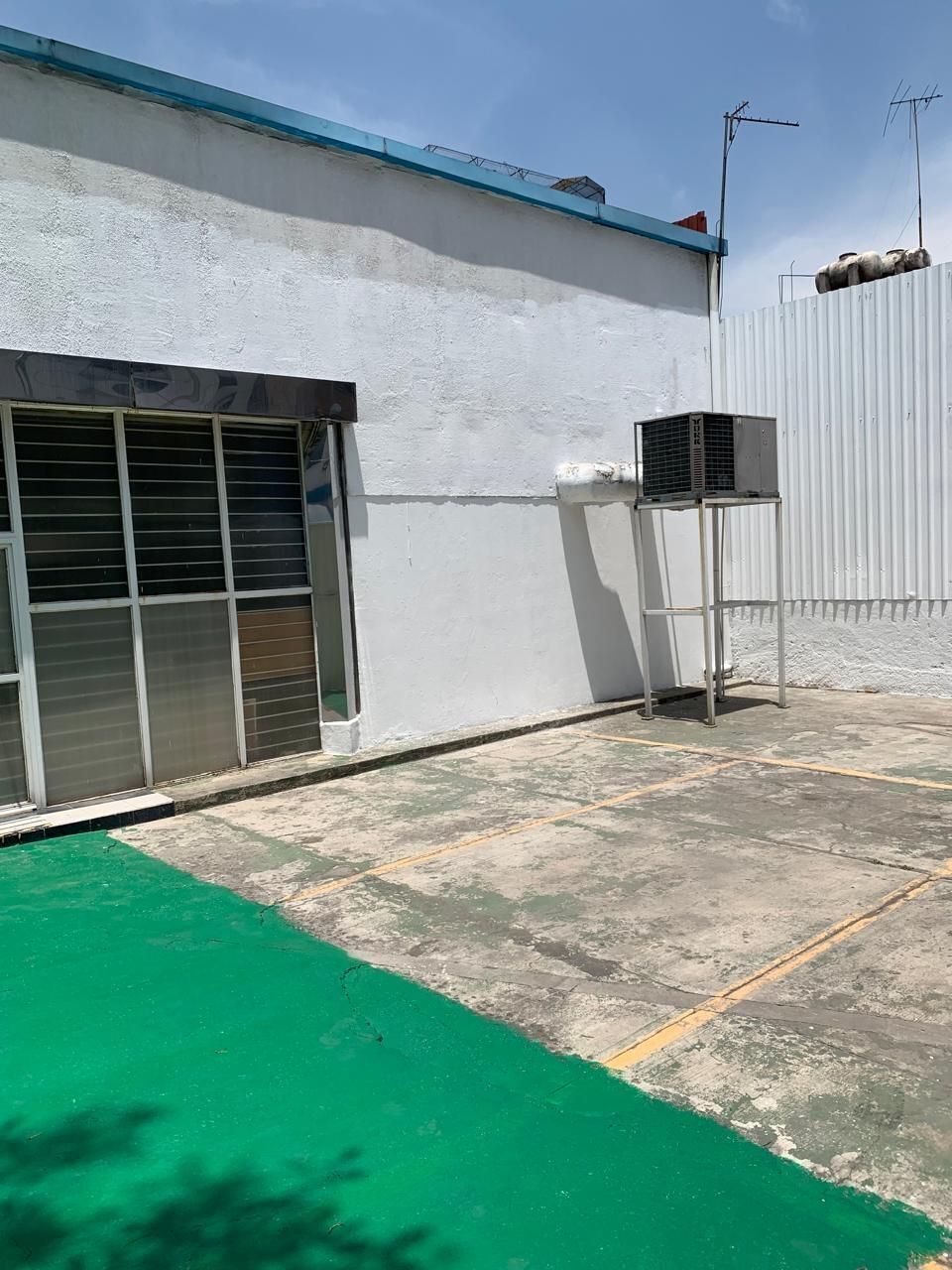 4 de 9