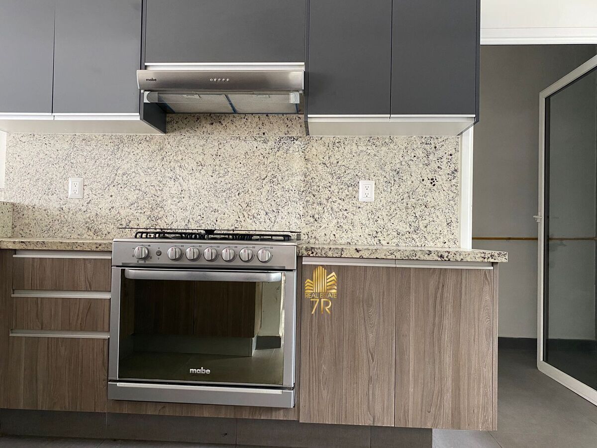 4 of 30: cocina