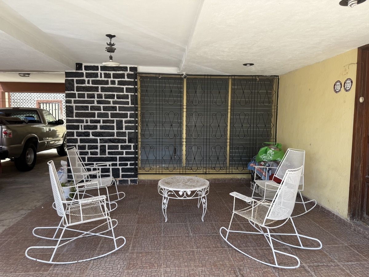 3 de 32: Terraza delantera