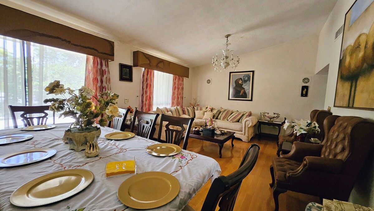 5 de 16: Sala y comedor