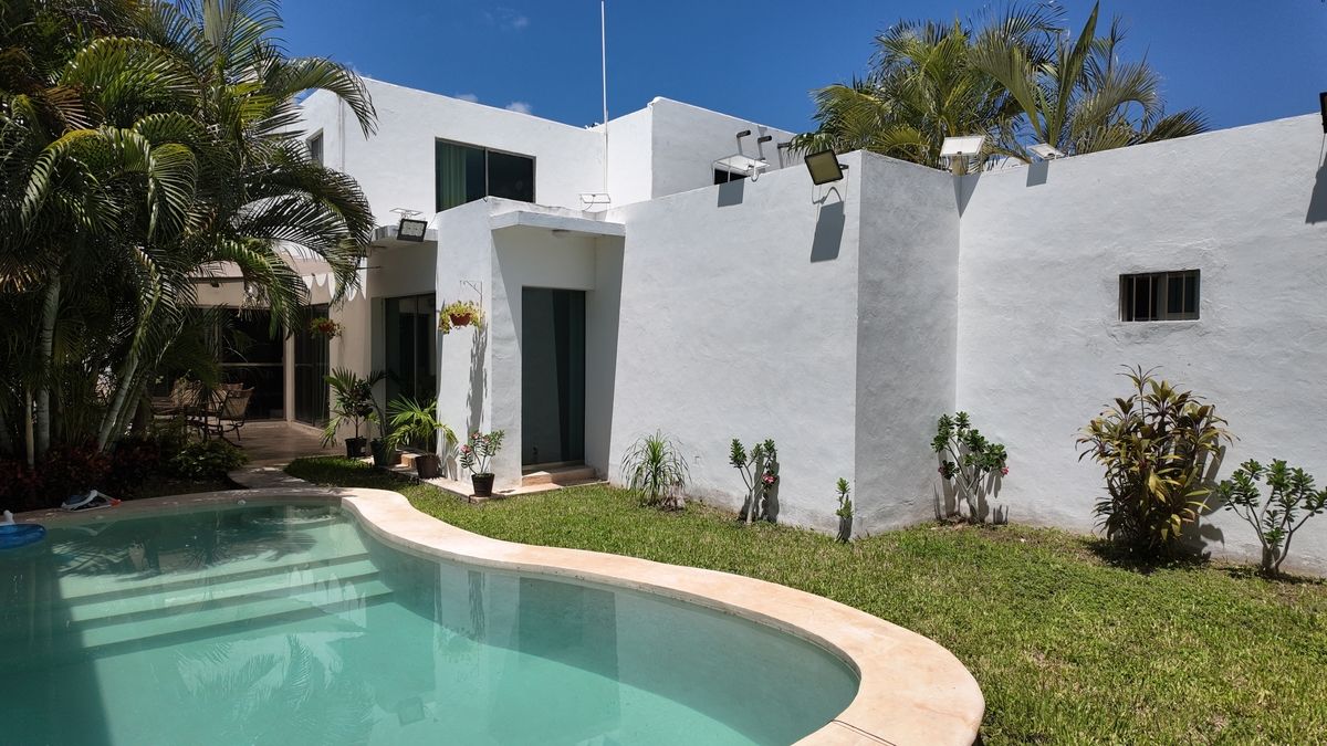 11 de 19: Piscina