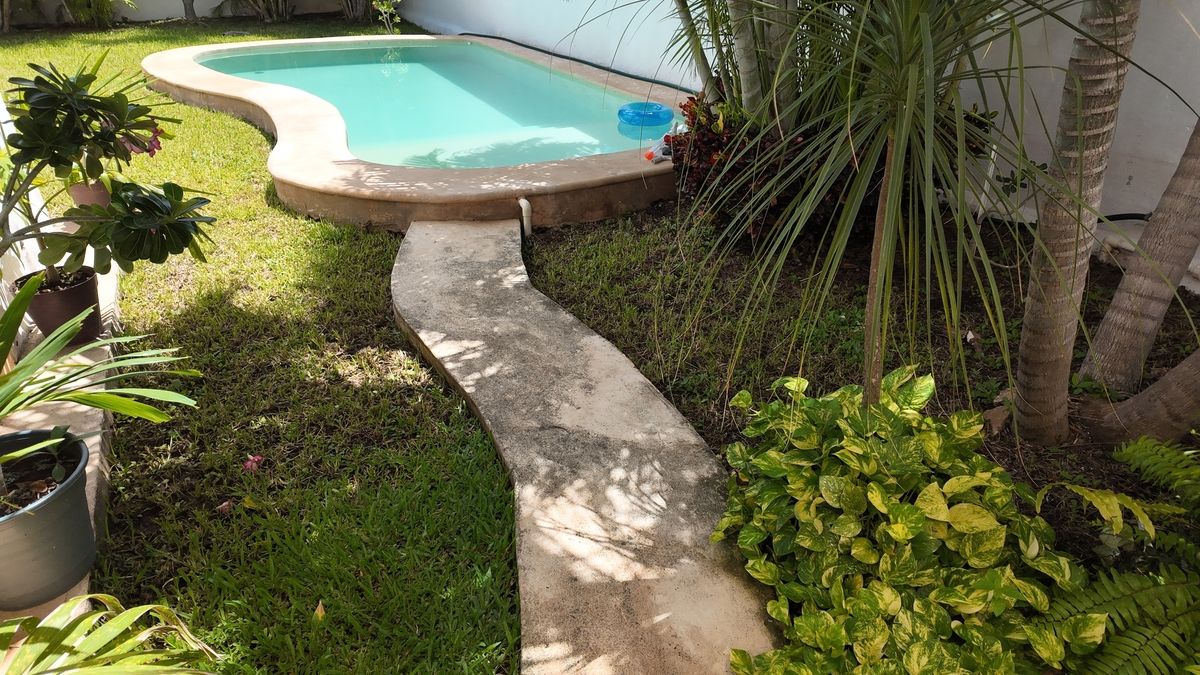 12 de 19: Piscina