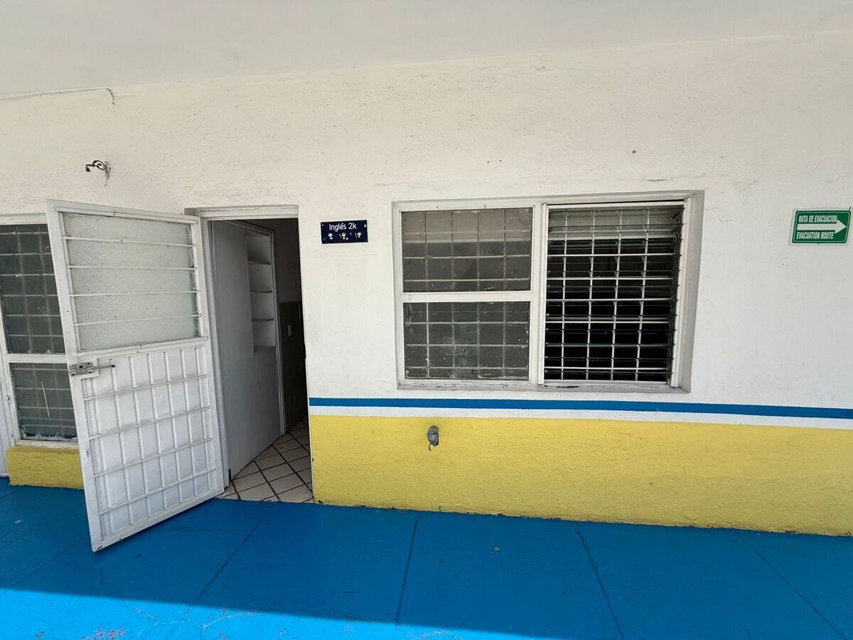 4 de 23