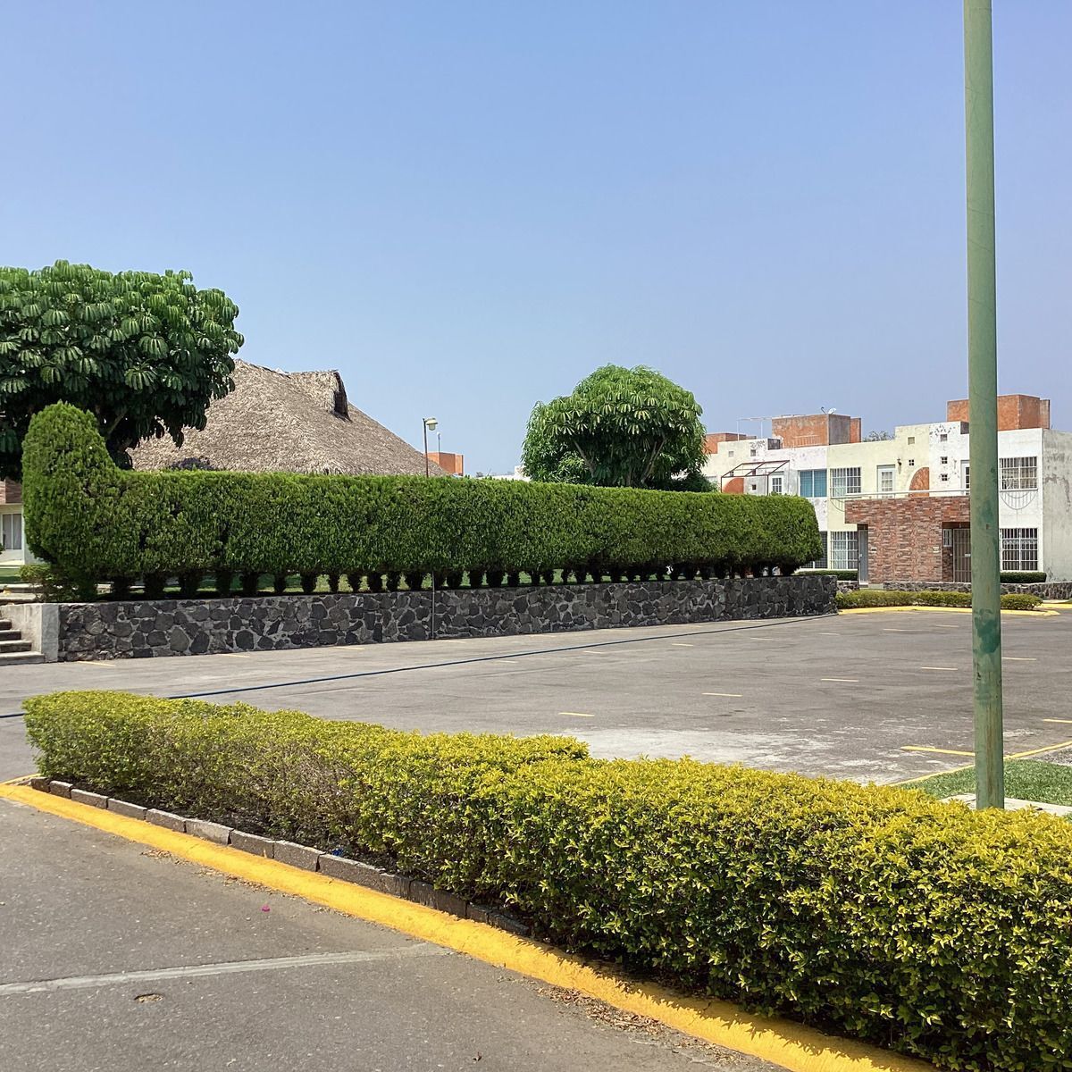 5 de 15: Amplio lugar de estacionamiento