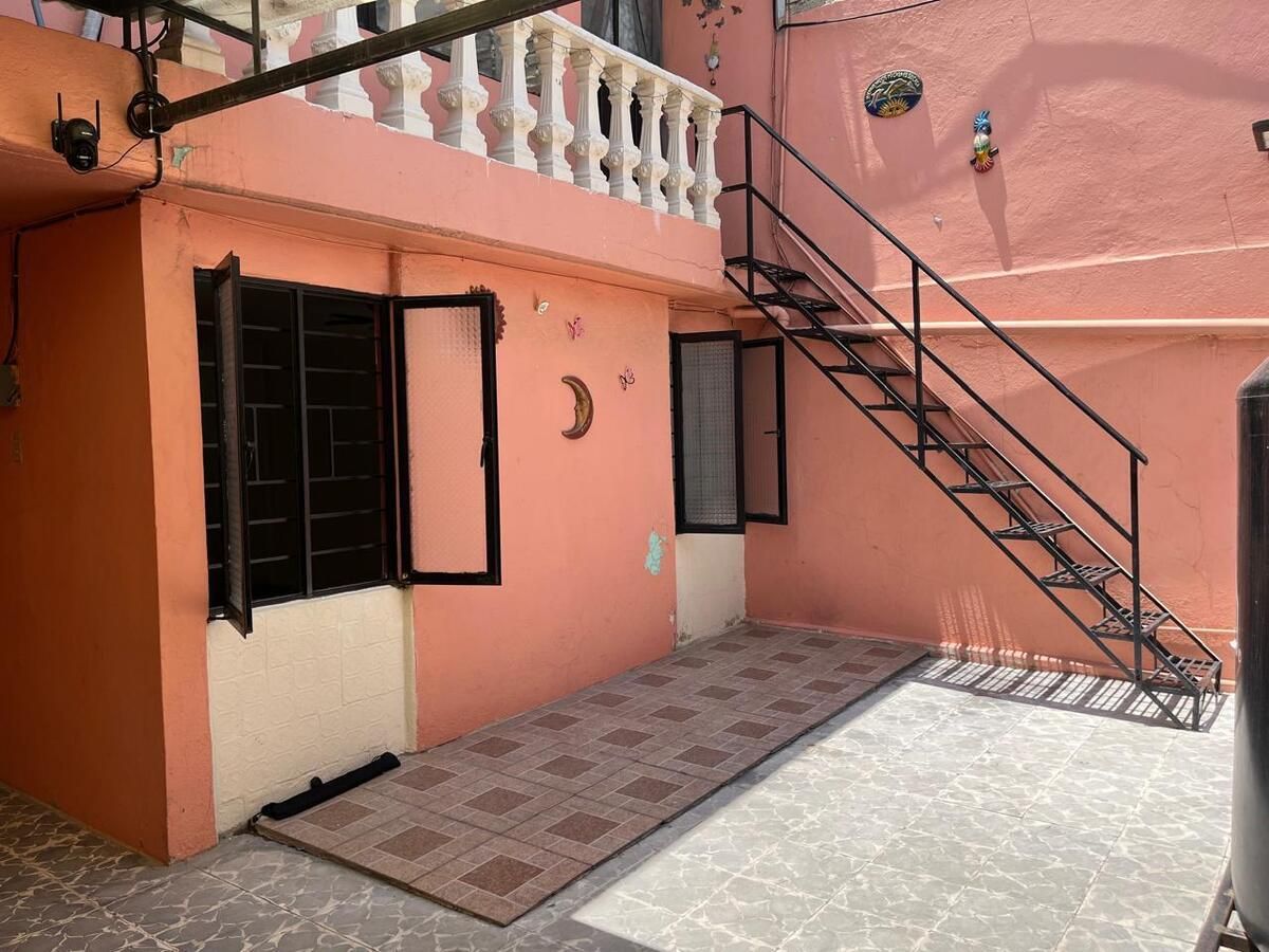 4 de 28: Patio 2