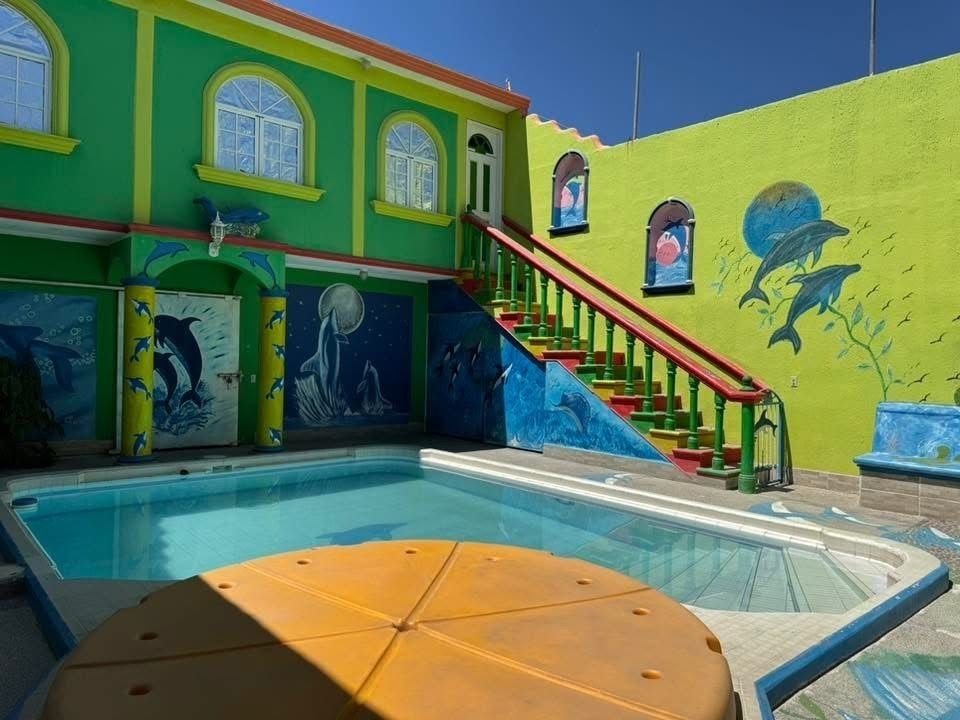 1 de 10: Albercas y bodega