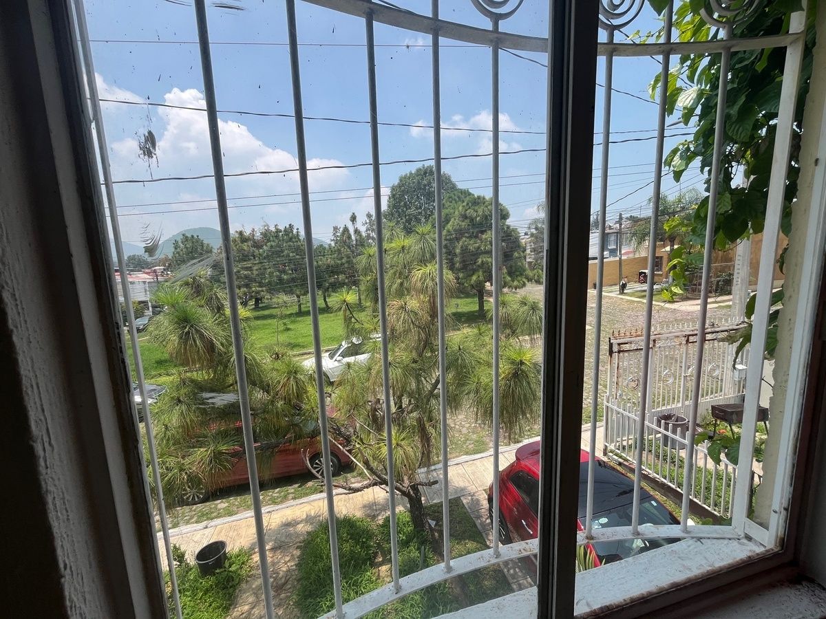 28 de 32: VISTA AL PARQUE