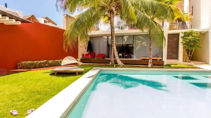 5 de 16: una piscina grande en condo 528 playa del carmen