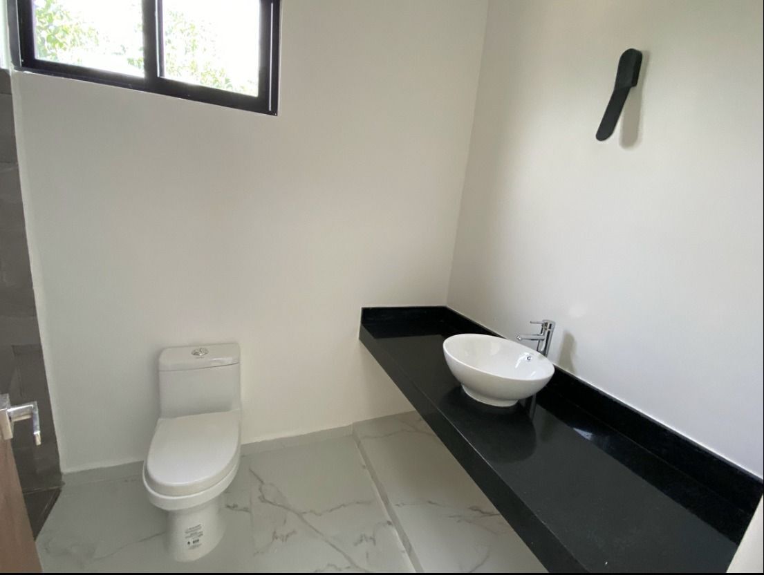 4 de 22: Baño Habitación en Planta Baja