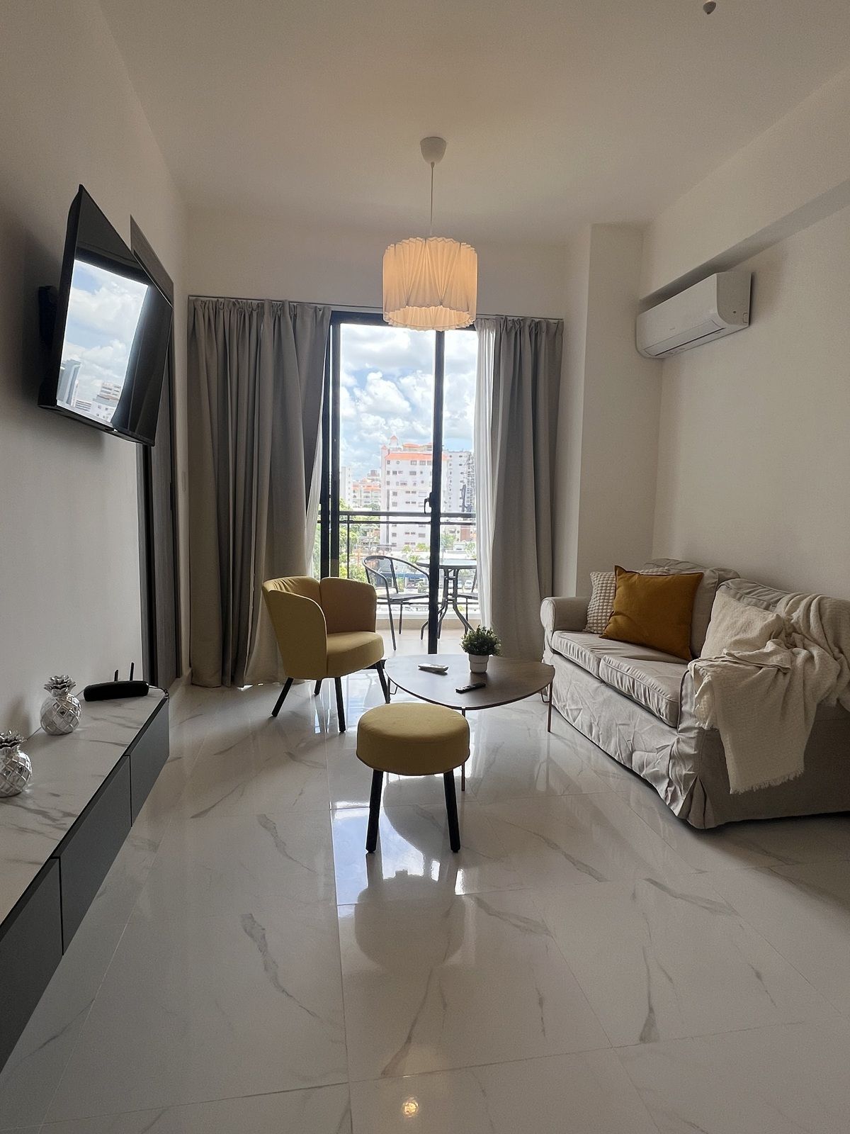 Alq Apto Amueblado 2 habs 1 baño image 5