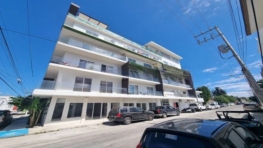1 of 11: una fachada en yaakun condos playa del carmen