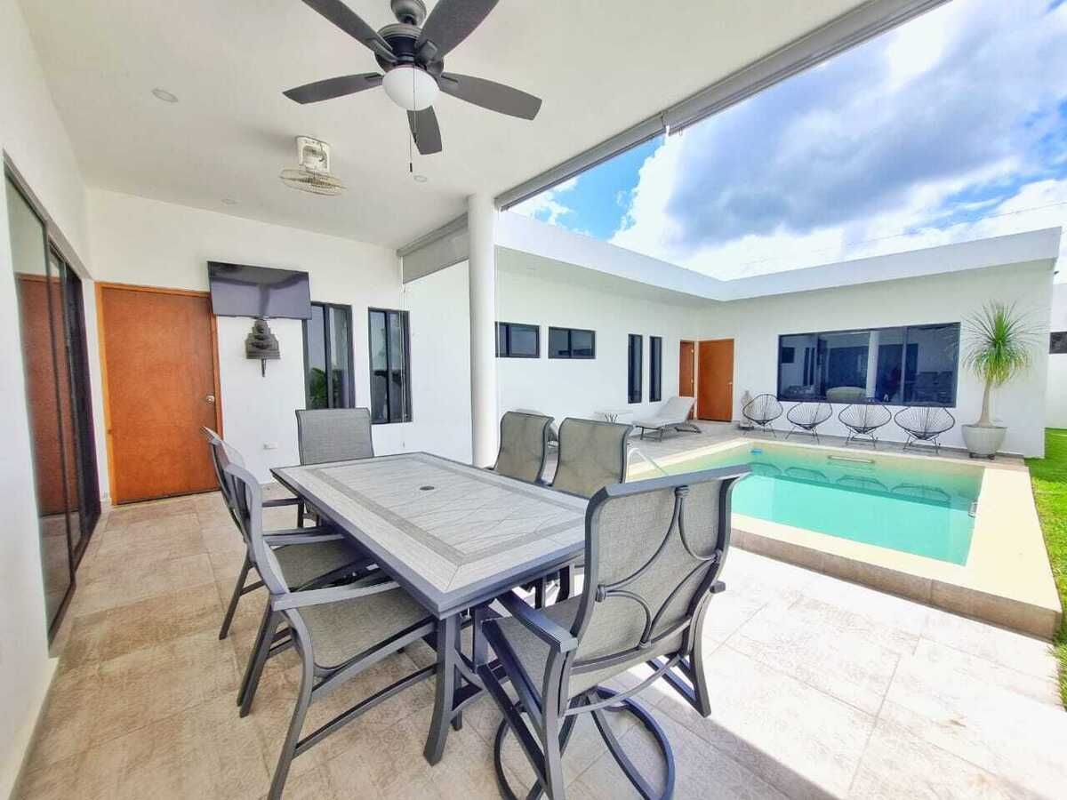 Casa en Venta en Privada Residencial Mabella. Conkal, Mérida