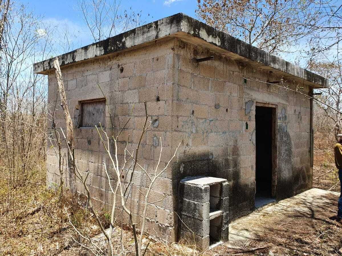 CON POSTES DE LUZ Y CALLE Terreno en venta todo o la mitad, en Telchac Pueblo - foto 5