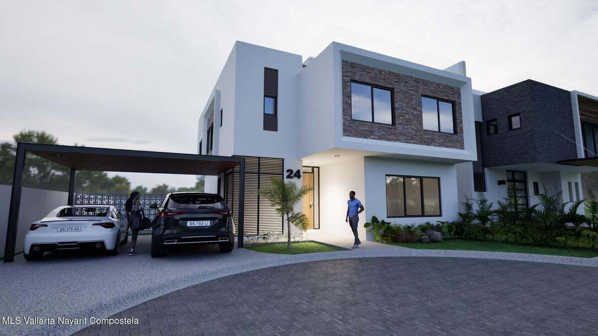 1 of 9: FACHADA PRINCIPAL CASA