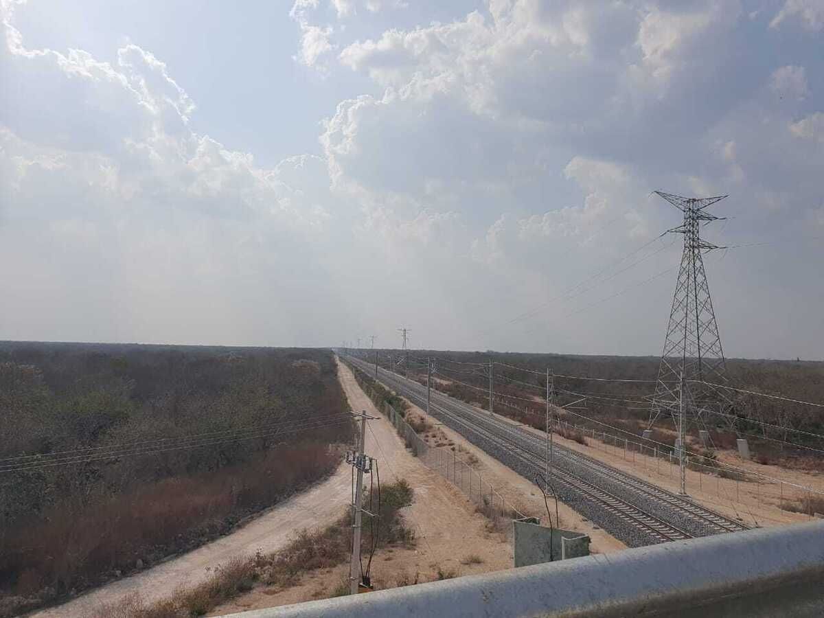 AL PASO Y VISTA DEL TREN MAYA Terreno en venta en Cacalchén, Yucatán - foto 2