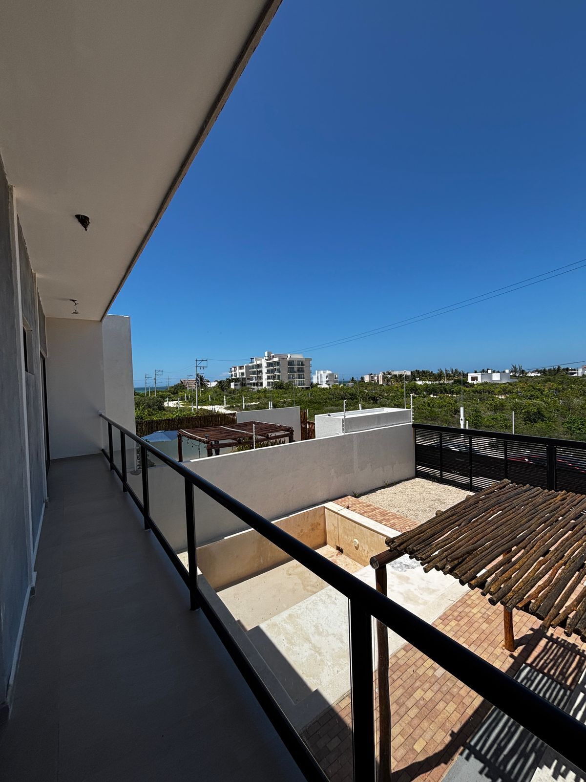 14 de 19: Vista Desde Balcón