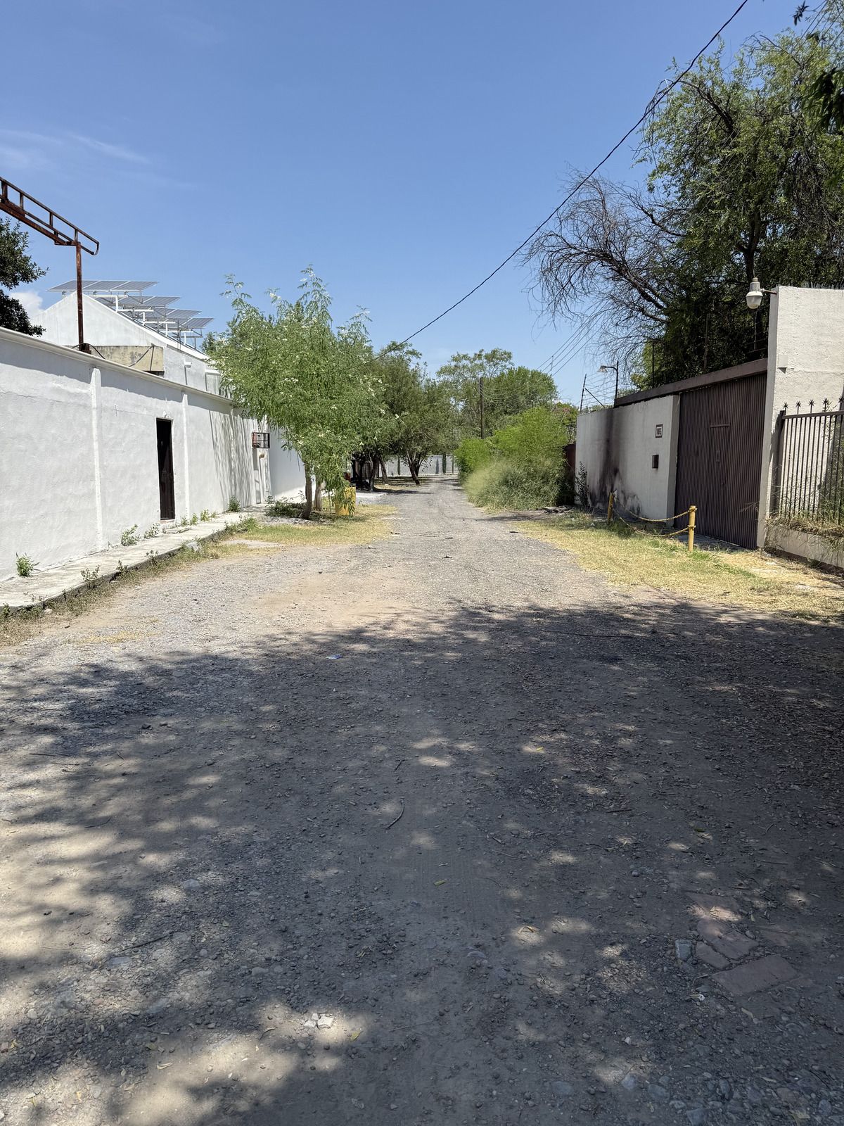 5 of 5: vista calle 2