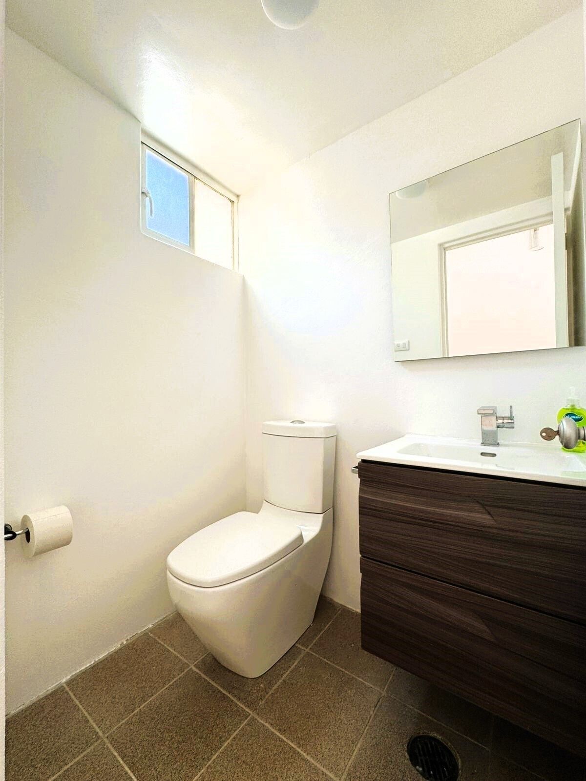 3 of 4: Baño