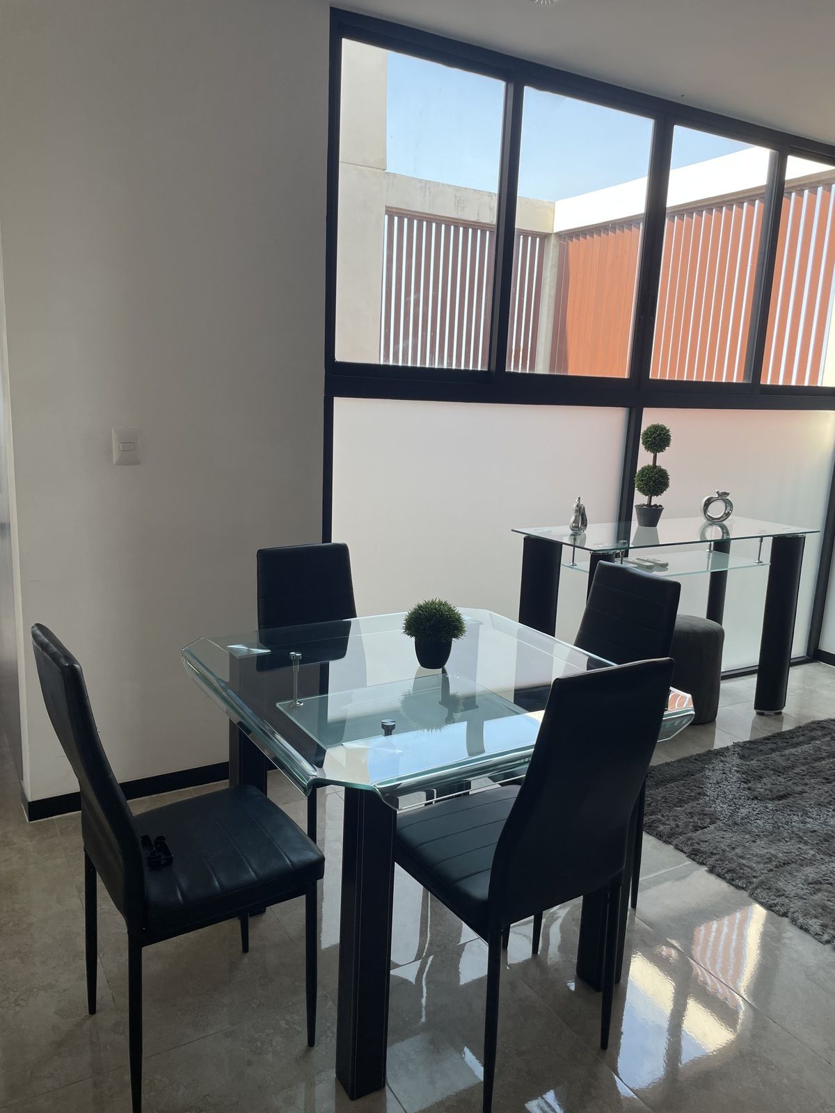 12 of 28: COMEDOR
