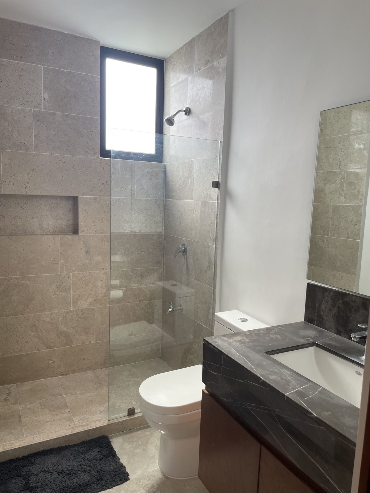22 of 28: BAÑO 2