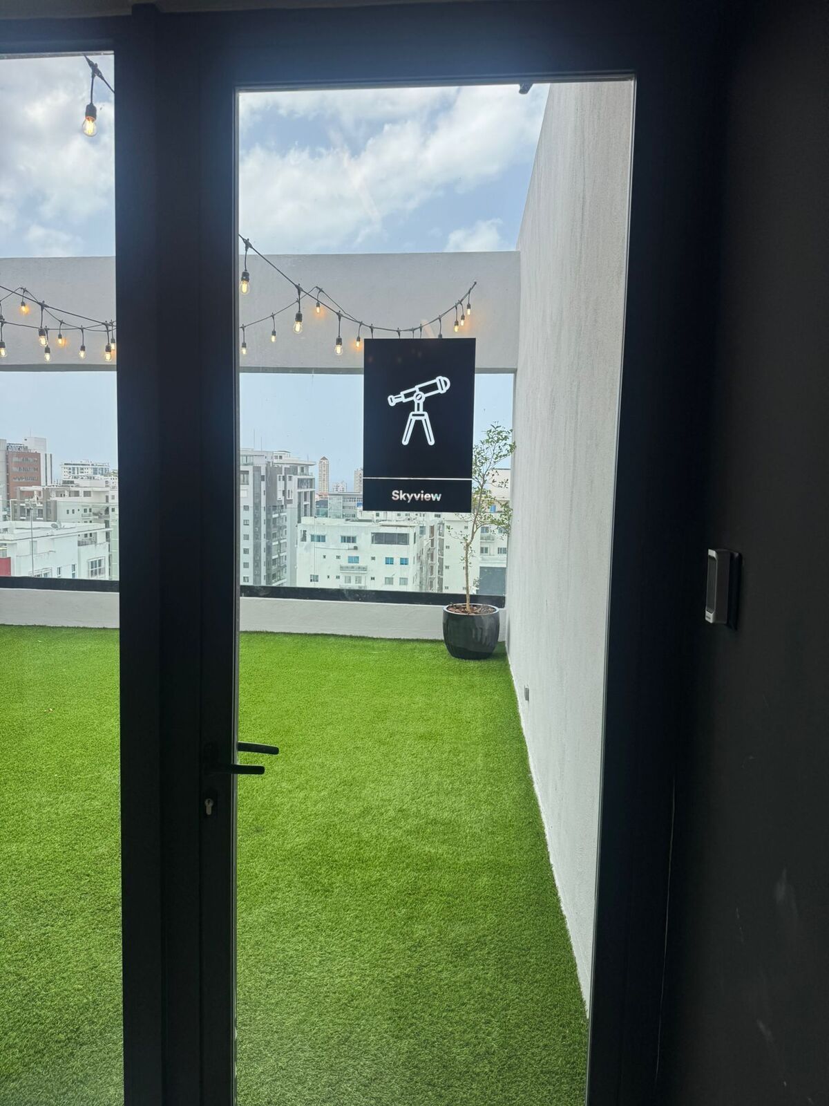 13 de 28