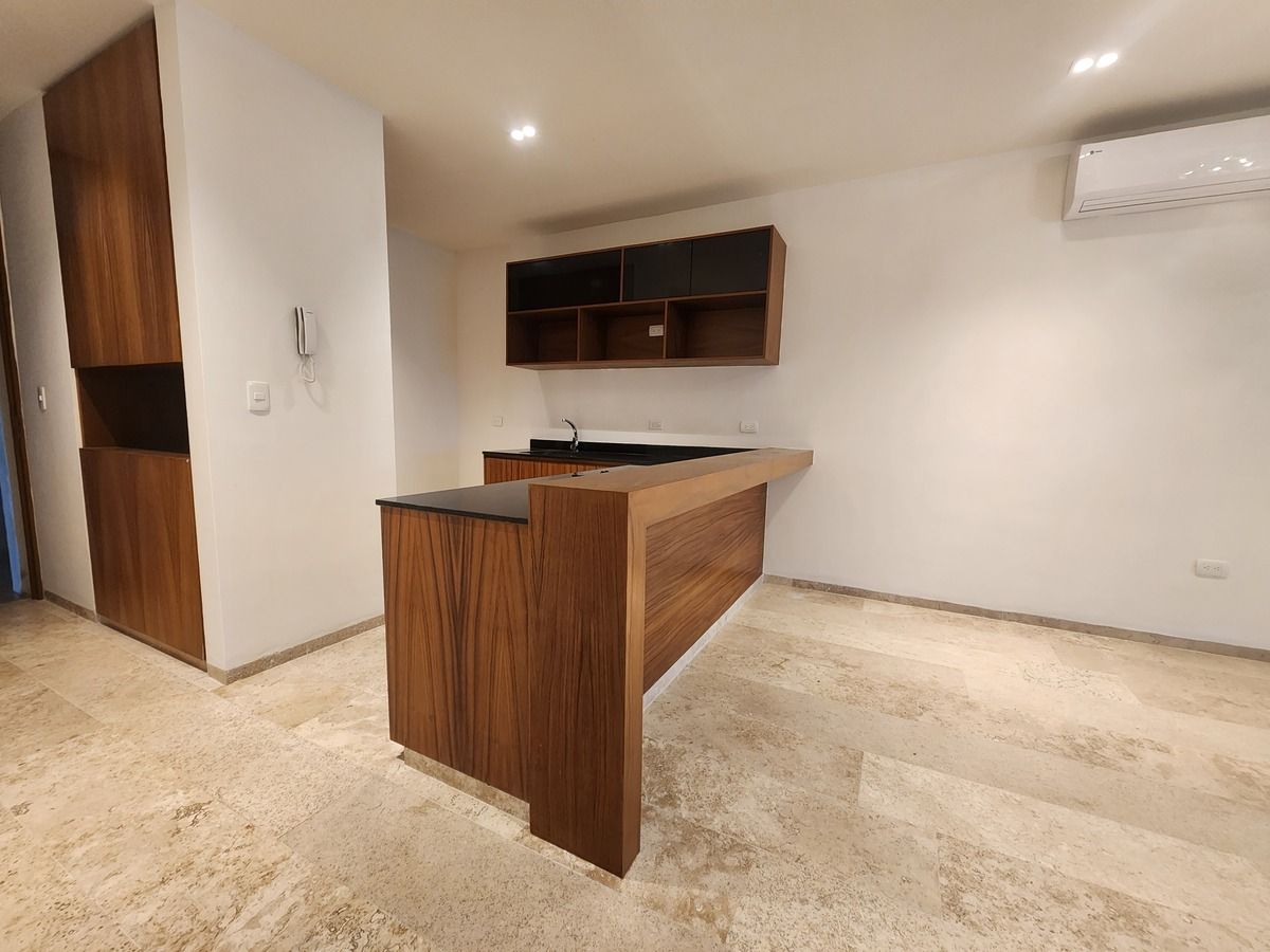 3 of 14: Cocina
