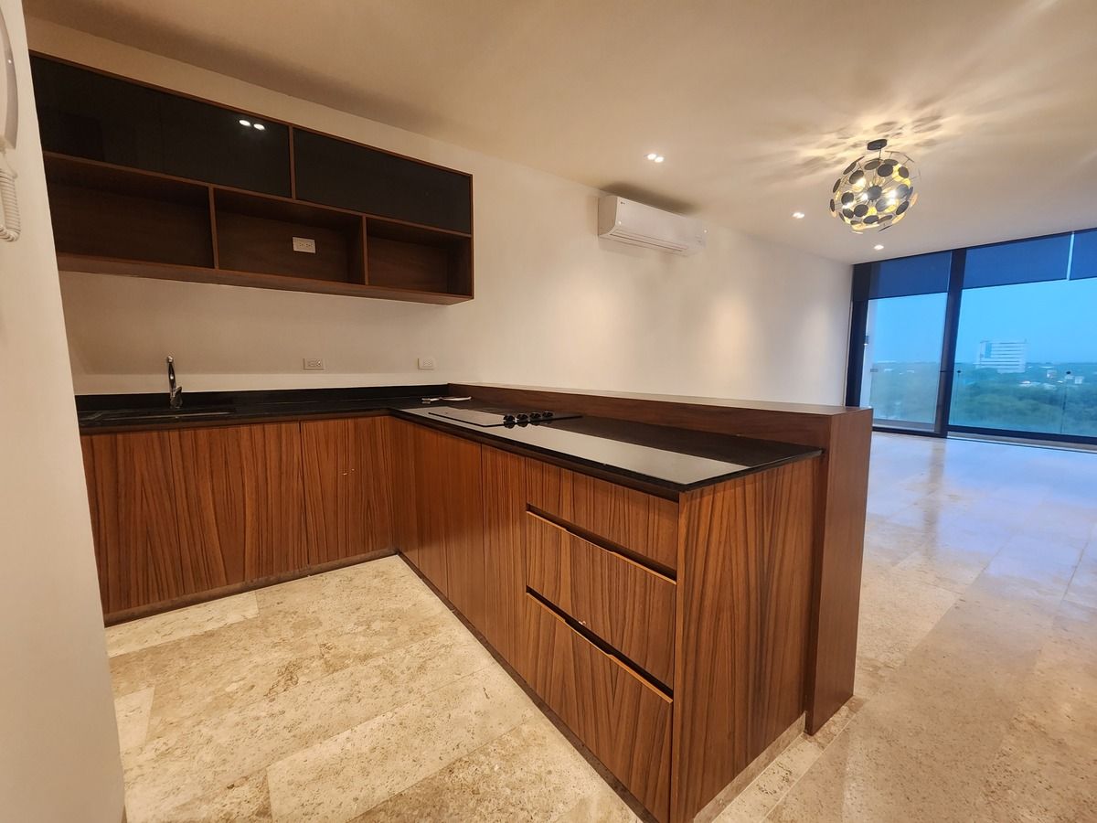 4 of 14: Cocina