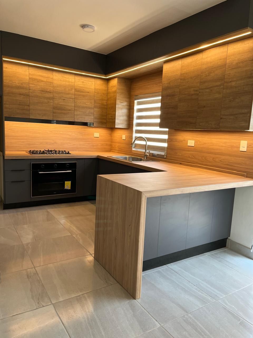 5 of 23: COCINA