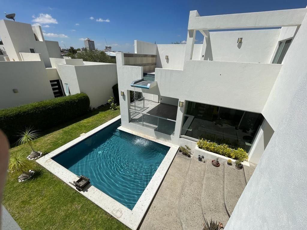 https://assets.easybroker.com/property_images/5451559/94391607/EB-TY1559.jpeg?version=1755748030
