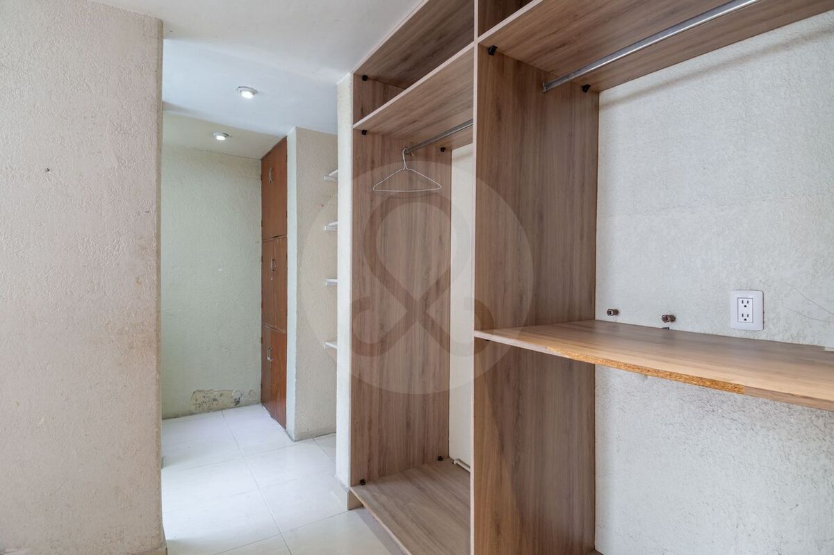4 de 18