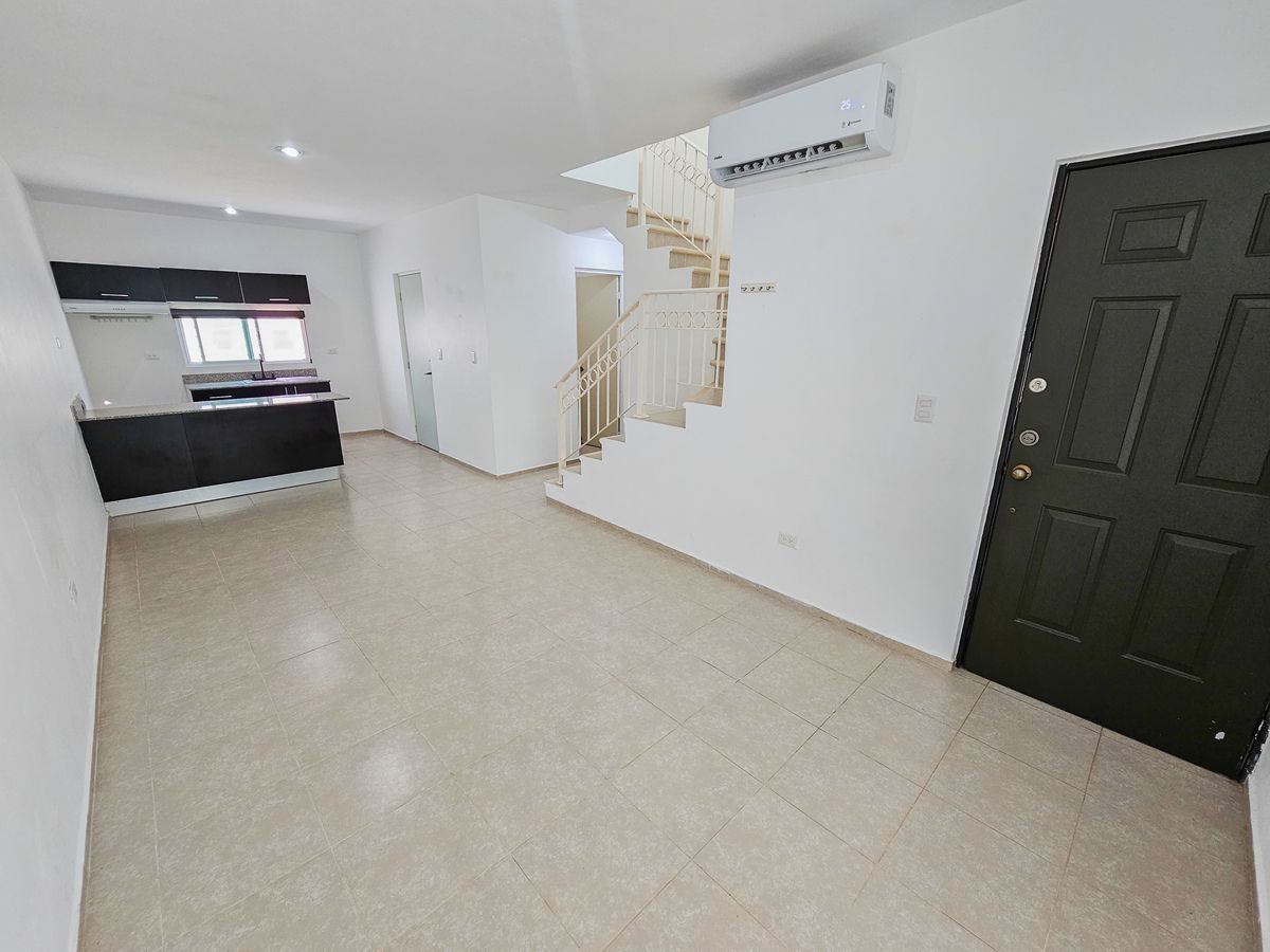 2 de 15: Sala comedor