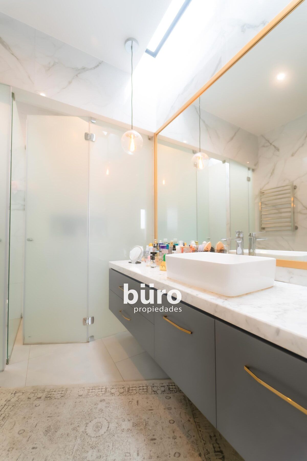 20 de 29: Baño dormitorio principal.