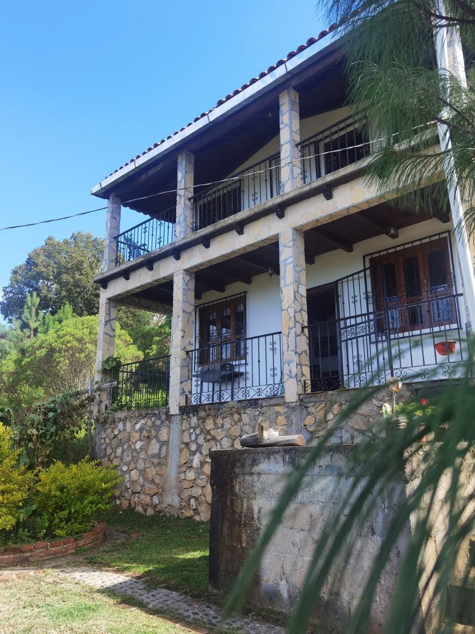 Cabaña en venta cerca de las Cabañas de Sergia Torres