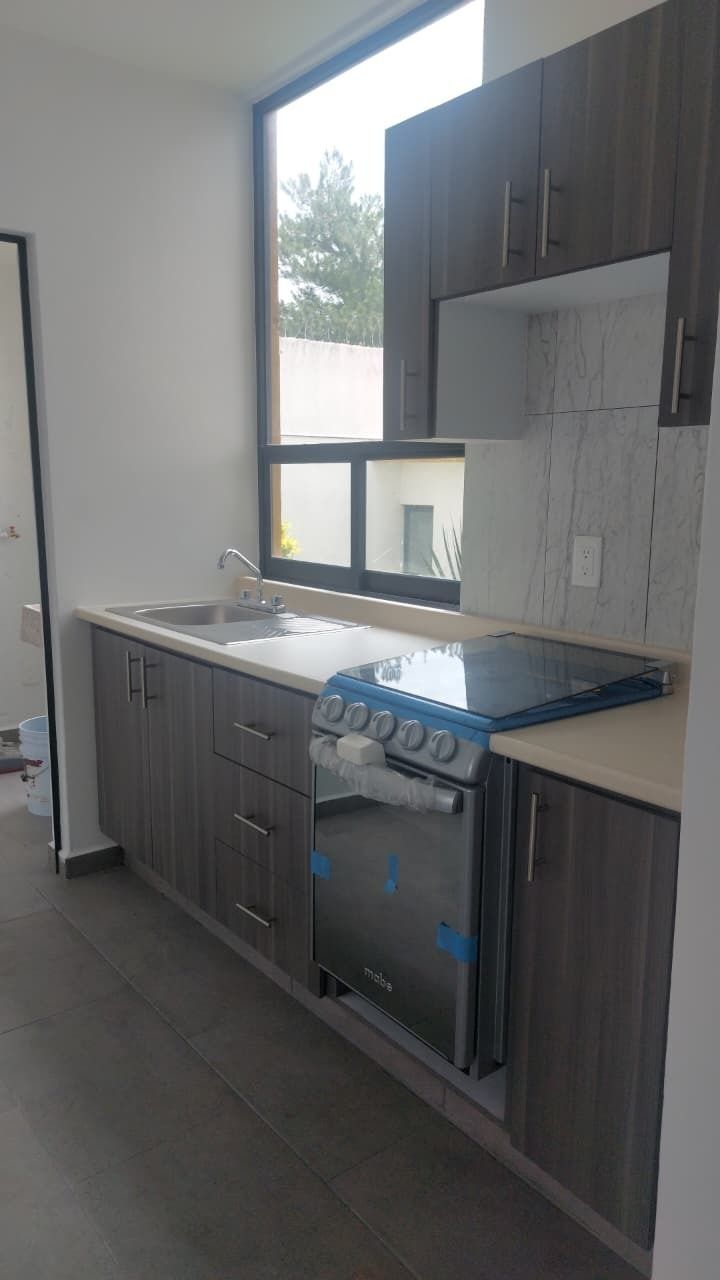 8 de 11: COCINA DEPA 1