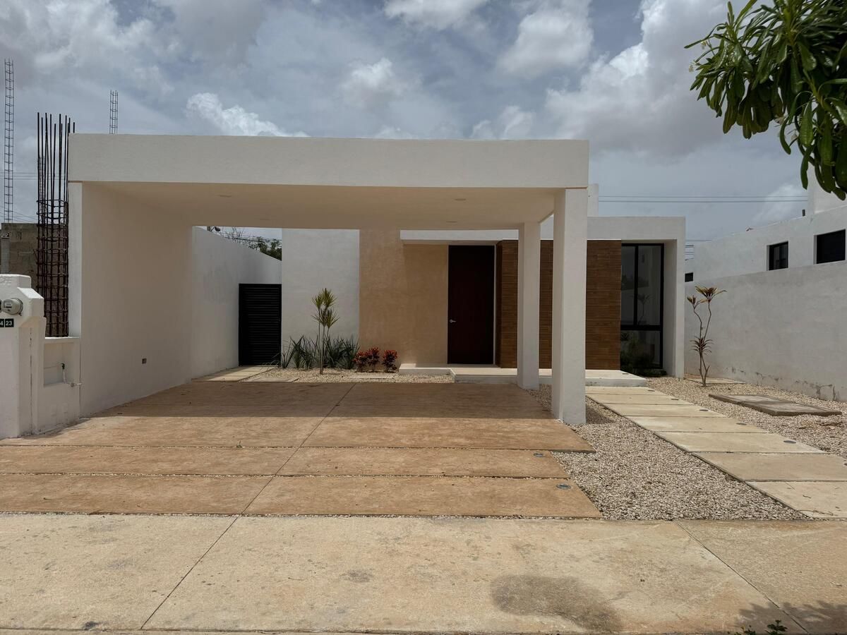 1 de 10: Fachada Principal