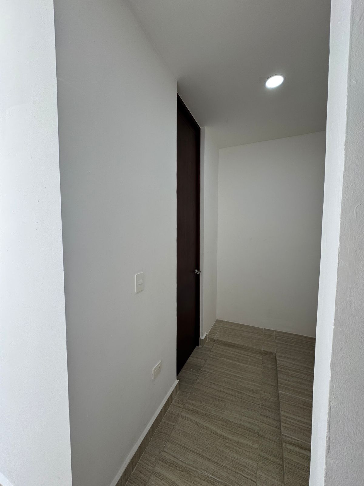 5 de 10: Closet Vestidor Habitación Principal