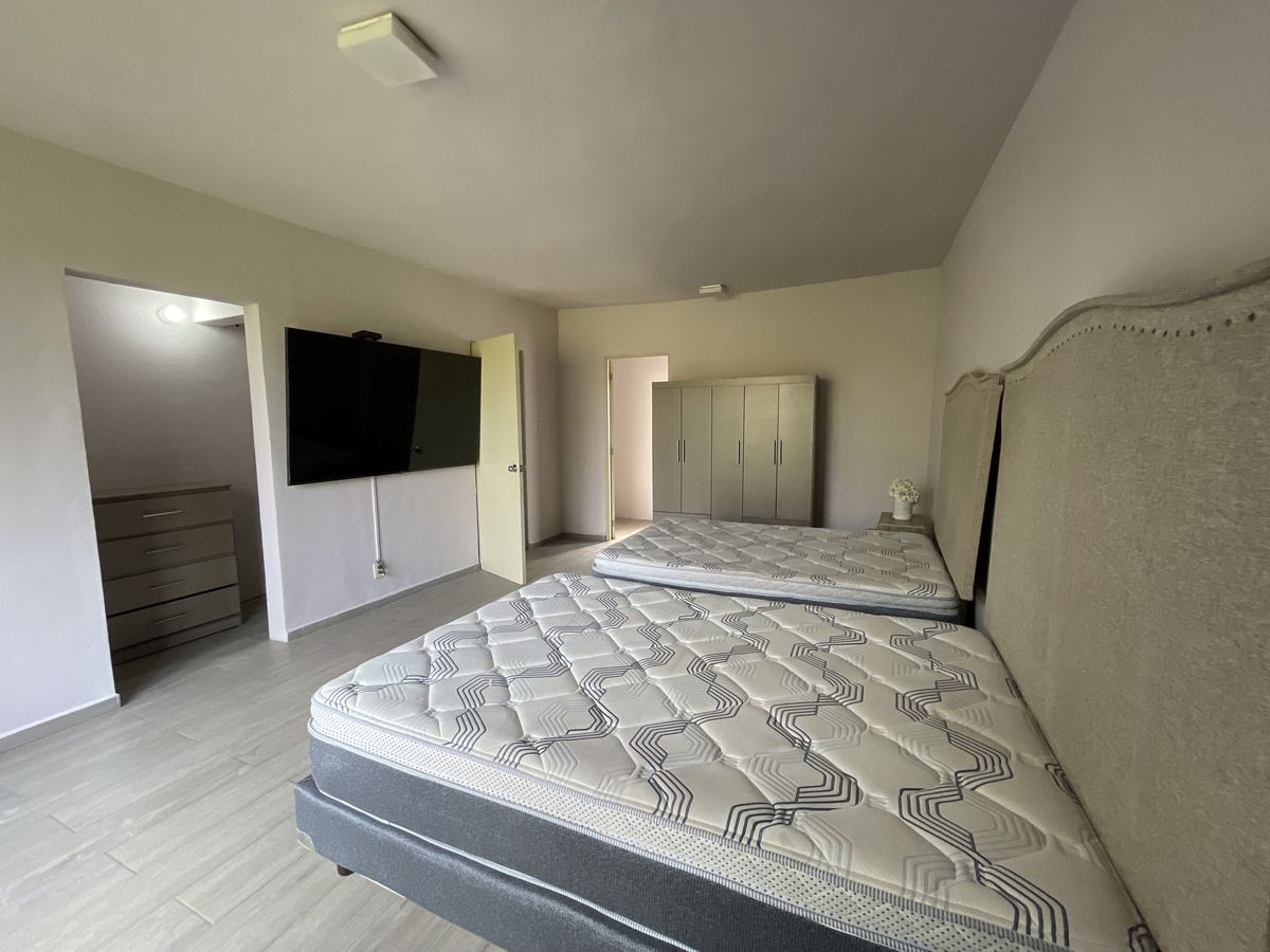 19 de 23: Recámara 2