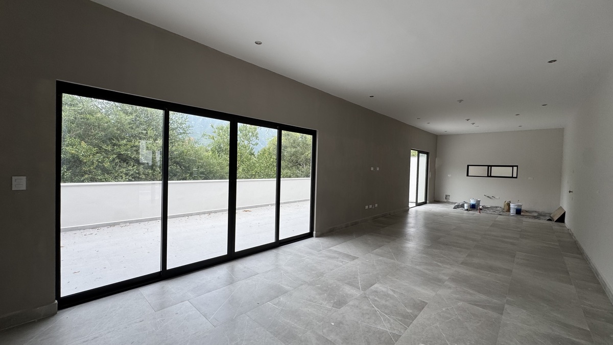 2 de 12: Área de sala comedor