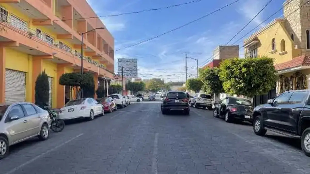 3 de 8