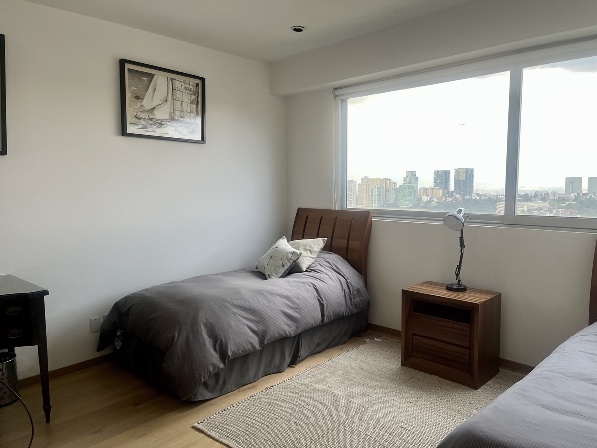 9 de 19: Habitacion 3