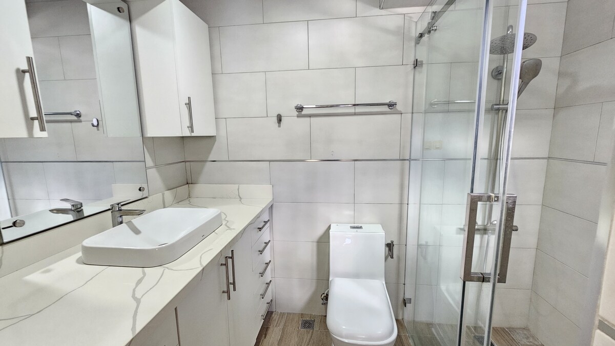 34 de 42: Baño hab principal