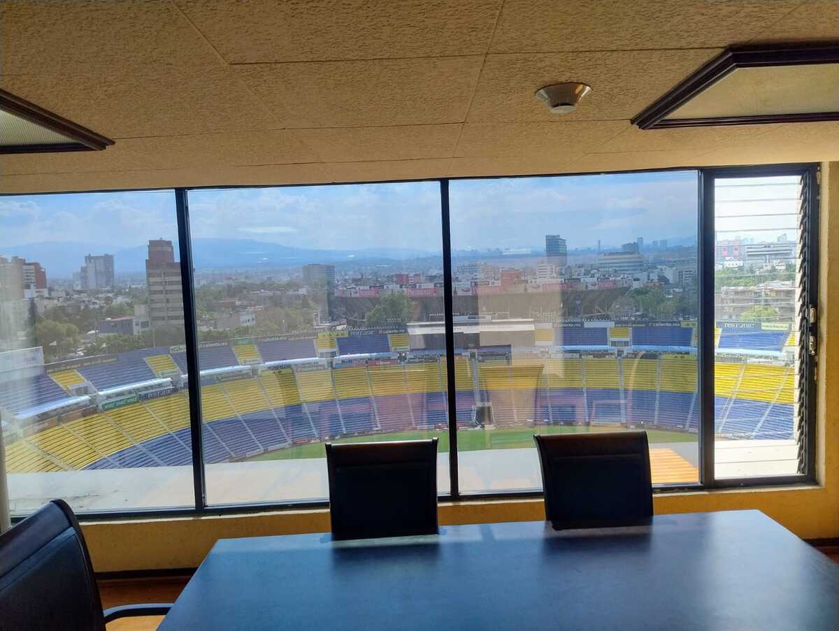 2 de 26: Sala de juntas