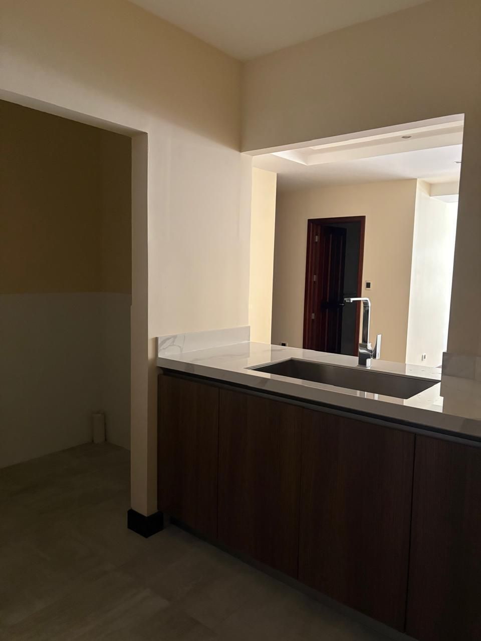 Apartamento en Zona 10, Guatemala, foto 3 de 15