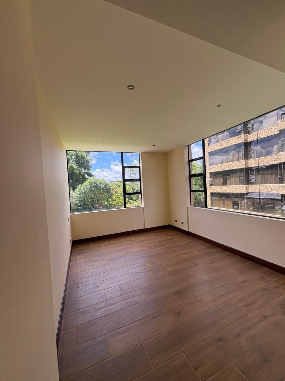 Apartamento en Zona 10, Guatemala, foto 6 de 15